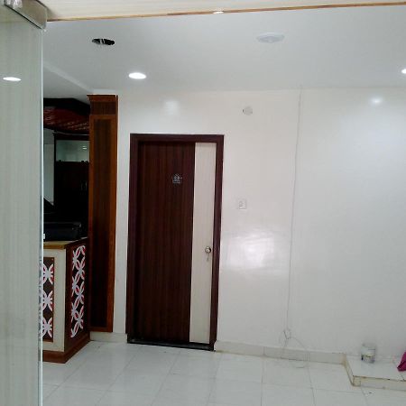 Sahasra Residency Hotel Hajdarabad Zewnętrze zdjęcie