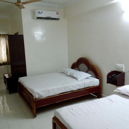 Sahasra Residency Hotel Hajdarabad Zewnętrze zdjęcie
